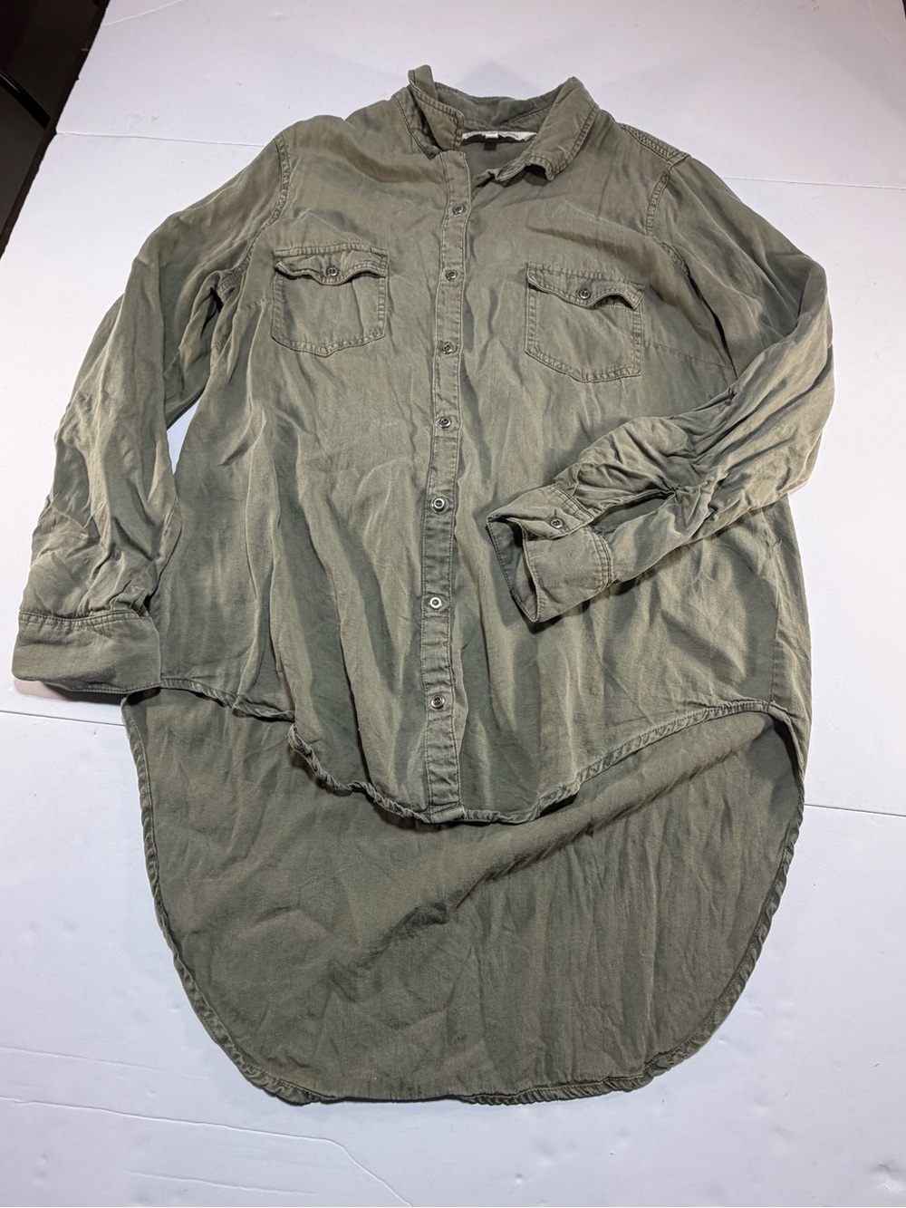 LOVE 8 for Versona Olive Green Hi-Low Button Down Lyocell Tunic Shirt L